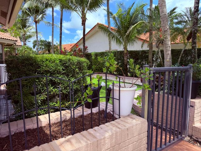 7640 NW 87th Avenue, Tamarac, FL 33321