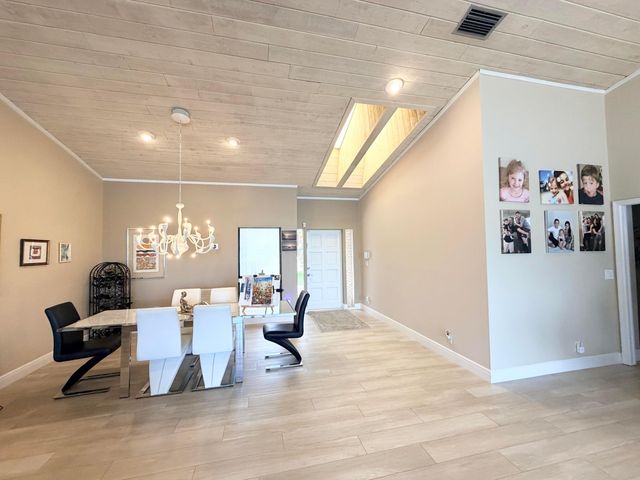7640 NW 87th Avenue, Tamarac, FL 33321