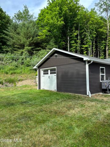 204 Luther Road, East Greenbush, NY 12061