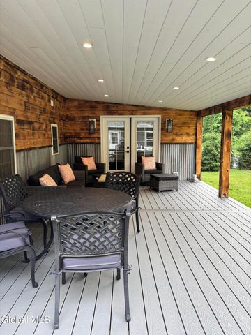204 Luther Road, East Greenbush, NY 12061