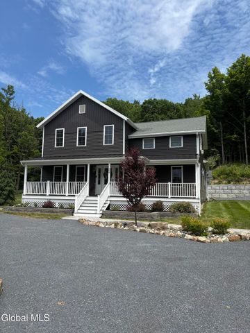 204 Luther Road, East Greenbush, NY 12061