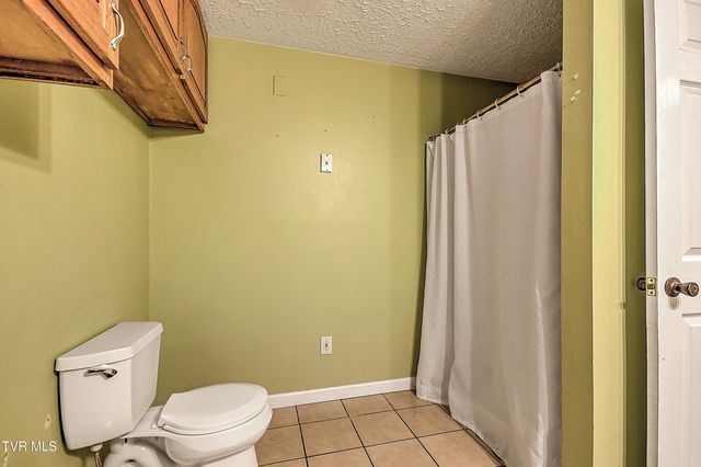 210 Falcon View Drive, Church Hill, TN 37642