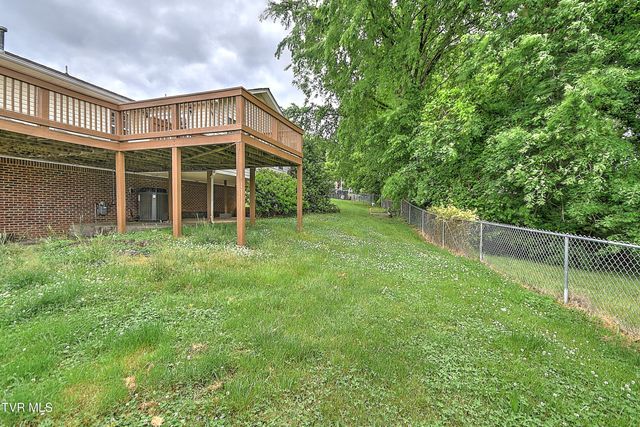 210 Falcon View Drive, Church Hill, TN 37642