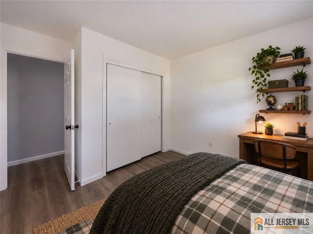 47 Gaskill Avenue, Edison, NJ 08817