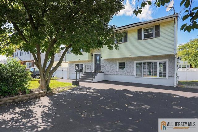 47 Gaskill Avenue, Edison, NJ 08817