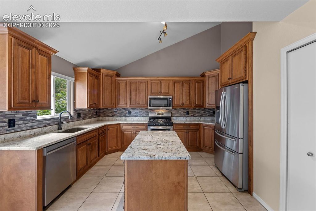 6940 Blazing Trail Drive, Colorado Springs, CO 80922 — photo 5