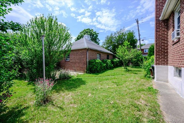 3254 Lafayette Avenue, Bronx, NY 10465