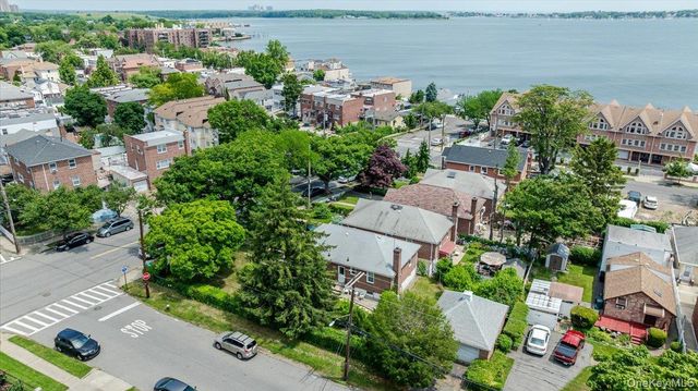 3254 Lafayette Avenue, Bronx, NY 10465