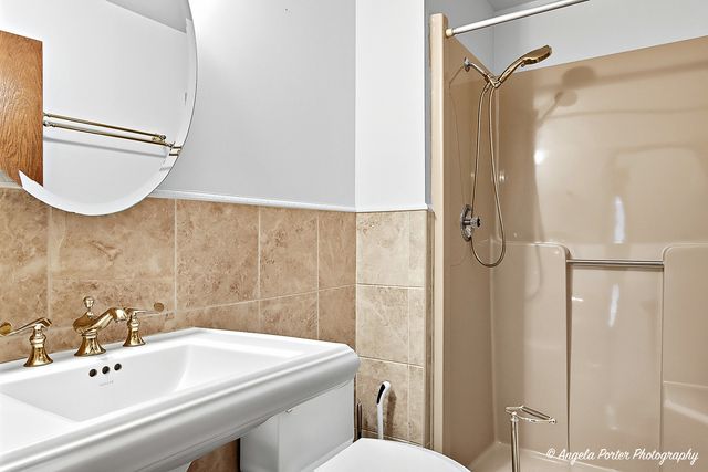 22806 W Loon Lake Boulevard, Antioch, IL 60002