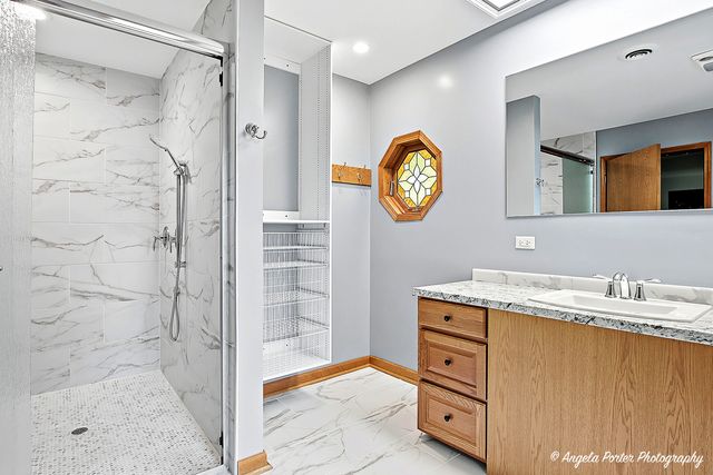 22806 W Loon Lake Boulevard, Antioch, IL 60002