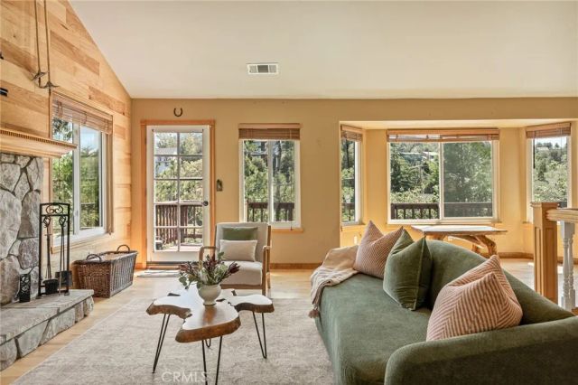 1208 Aleutian, Lake Arrowhead, CA 92352