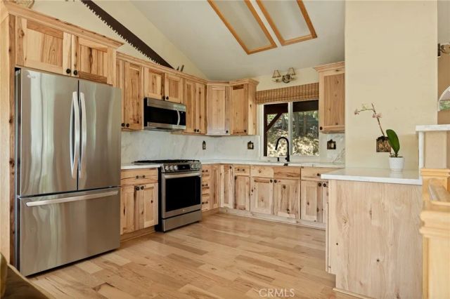 1208 Aleutian, Lake Arrowhead, CA 92352