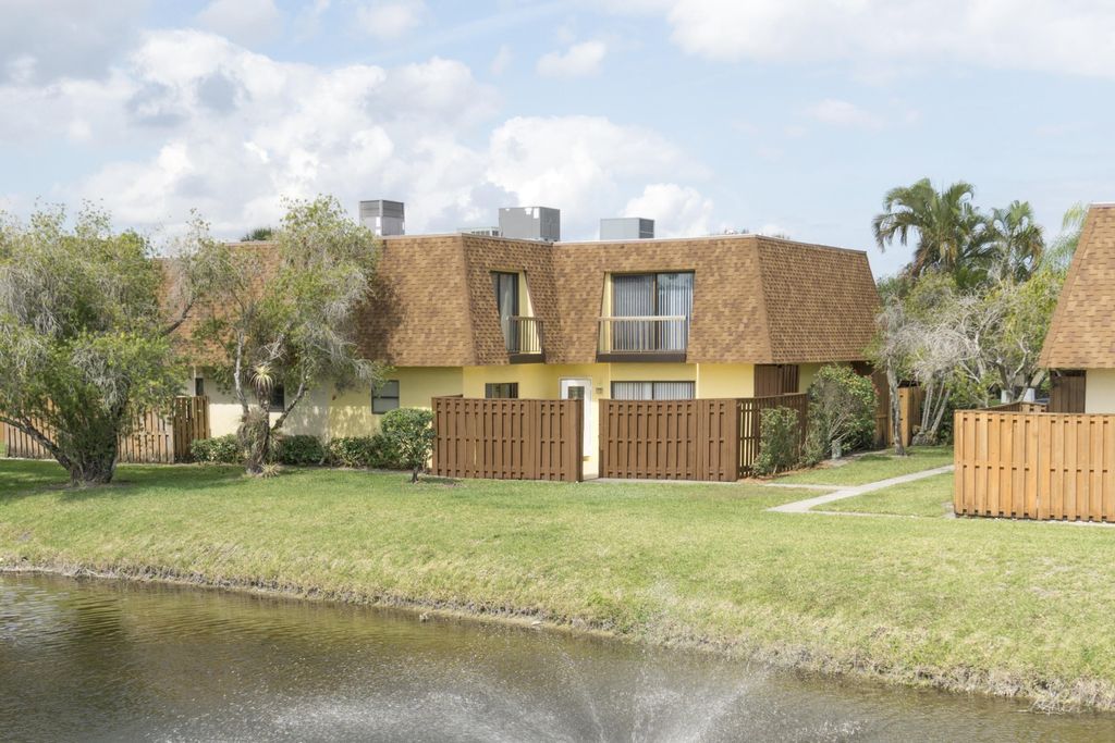 110 N Delaware Boulevard 15d, Jupiter, FL 33458