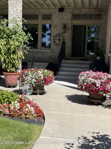 6299 Quail Street, Haslett, MI 48840