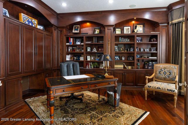 6299 Quail Street, Haslett, MI 48840