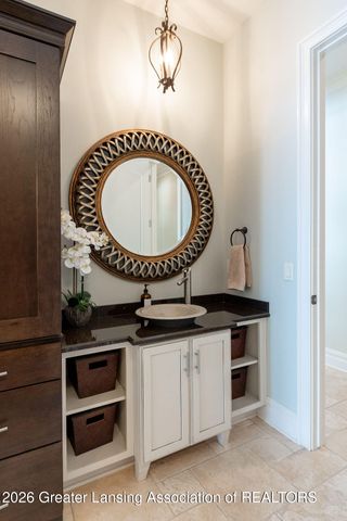 6299 Quail Street, Haslett, MI 48840