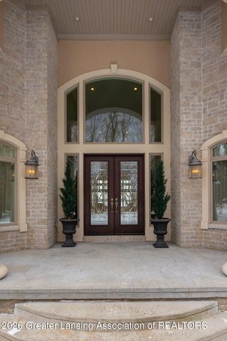 6299 Quail Street, Haslett, MI 48840