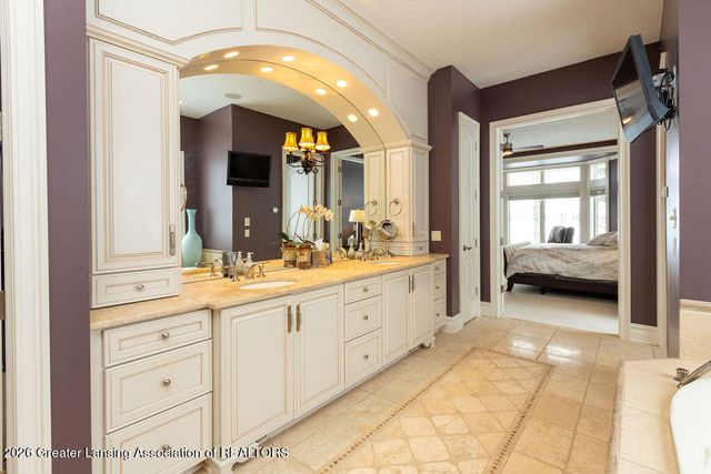 6299 Quail Street, Haslett, MI 48840