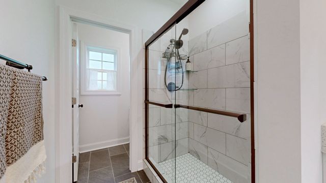 124 Barber Rd, Unionville, TN 37180
