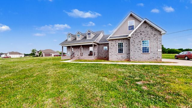 124 Barber Rd, Unionville, TN 37180