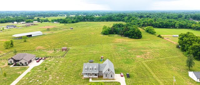 124 Barber Rd, Unionville, TN 37180