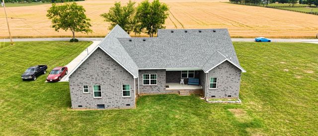124 Barber Rd, Unionville, TN 37180