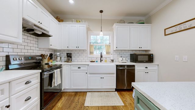 124 Barber Rd, Unionville, TN 37180