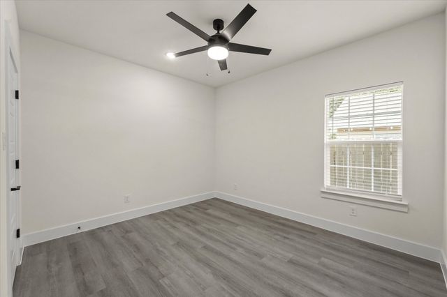 3505 Thannisch Avenue, Fort Worth, TX 76105