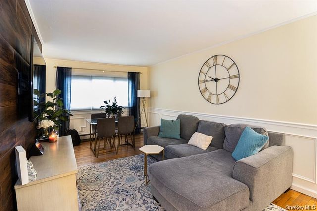 2449 Building J Union Blvd 36A, Islip, NY 11751