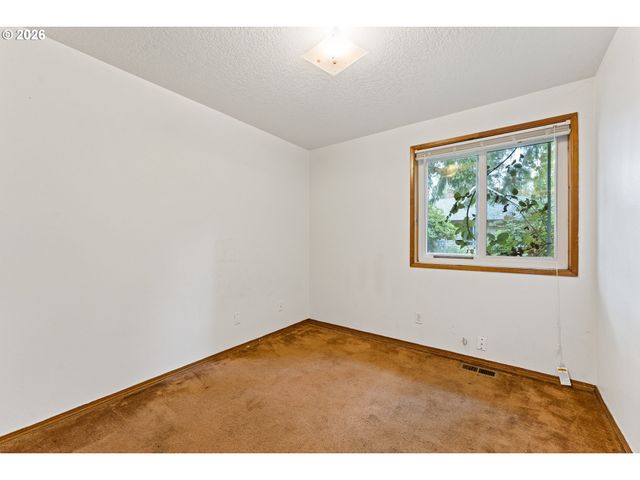 2460 S DOGWOOD St, Cornelius, OR 97113