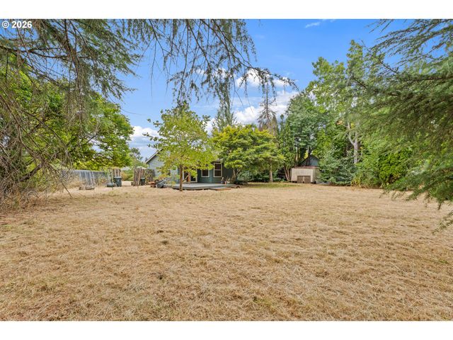 2460 S DOGWOOD St, Cornelius, OR 97113
