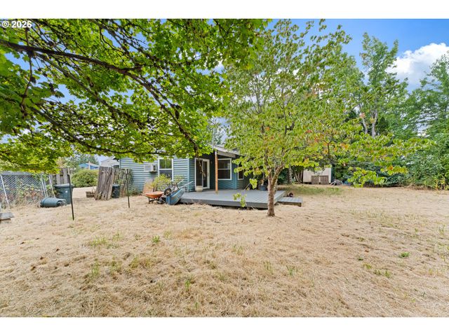2460 S DOGWOOD St, Cornelius, OR 97113