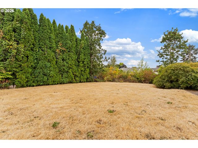 2460 S DOGWOOD St, Cornelius, OR 97113