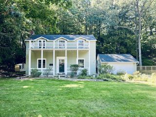 1905 Crestwood Lane, Norton Shores, MI 49441