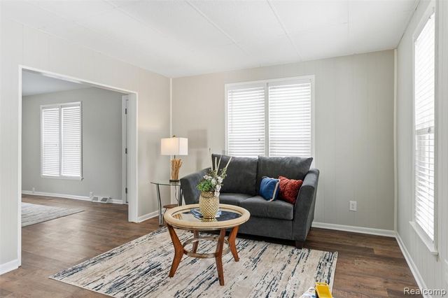 18 Park Street, Oxford, MI 48371