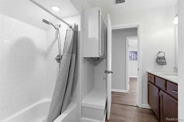 18 Park Street, Oxford, MI 48371