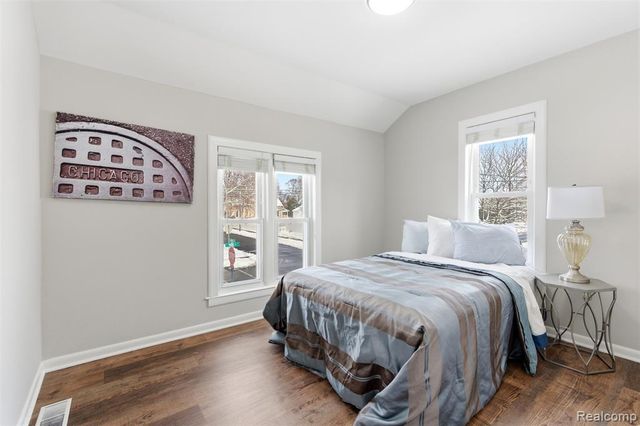 18 Park Street, Oxford, MI 48371