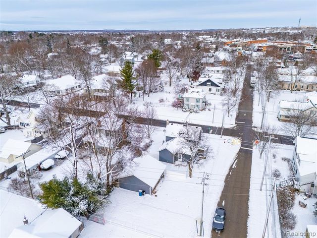 18 Park Street, Oxford, MI 48371