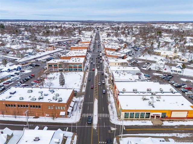 18 Park Street, Oxford, MI 48371