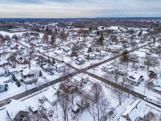 18 Park Street, Oxford, MI 48371