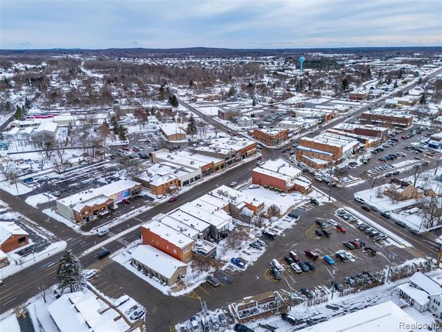 18 Park Street, Oxford, MI 48371