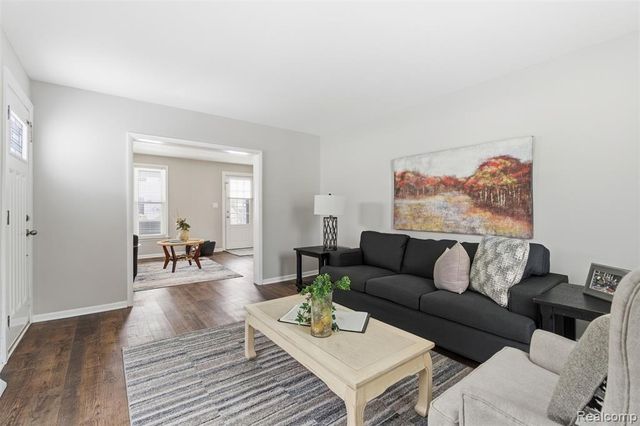 18 Park Street, Oxford, MI 48371