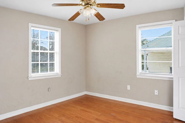 3239 NORA LEE LN, Memphis, TN 38118
