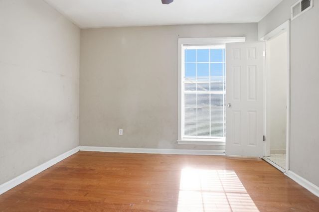 3239 NORA LEE LN, Memphis, TN 38118