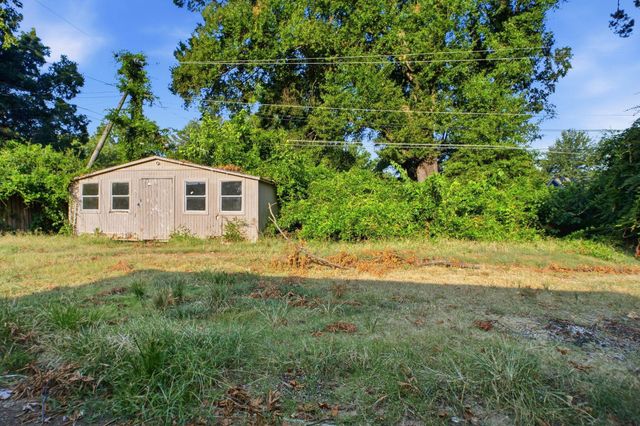 3239 NORA LEE LN, Memphis, TN 38118