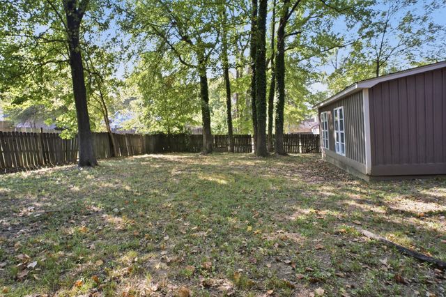 3239 NORA LEE LN, Memphis, TN 38118