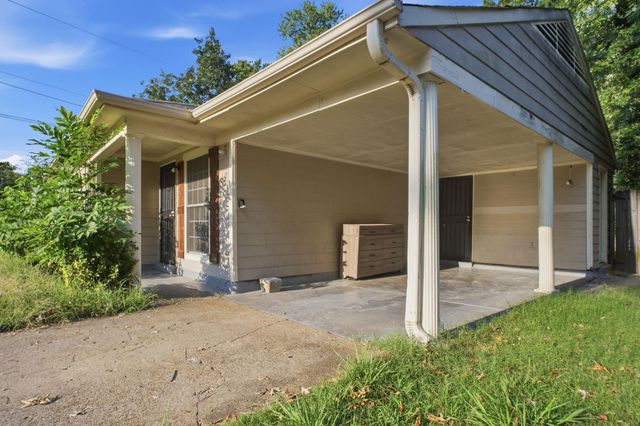 3239 NORA LEE LN, Memphis, TN 38118