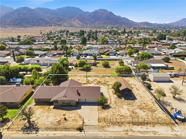 29095 Bay Avenue, Moreno Valley, CA 92555