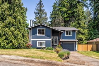 9702 205th Avenue Ct E, Bonney Lake, WA 98391