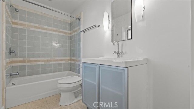 460 University Circle, Claremont, CA 91711